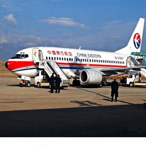 王村航空空运航空快运业稳步发展的原因是什么？